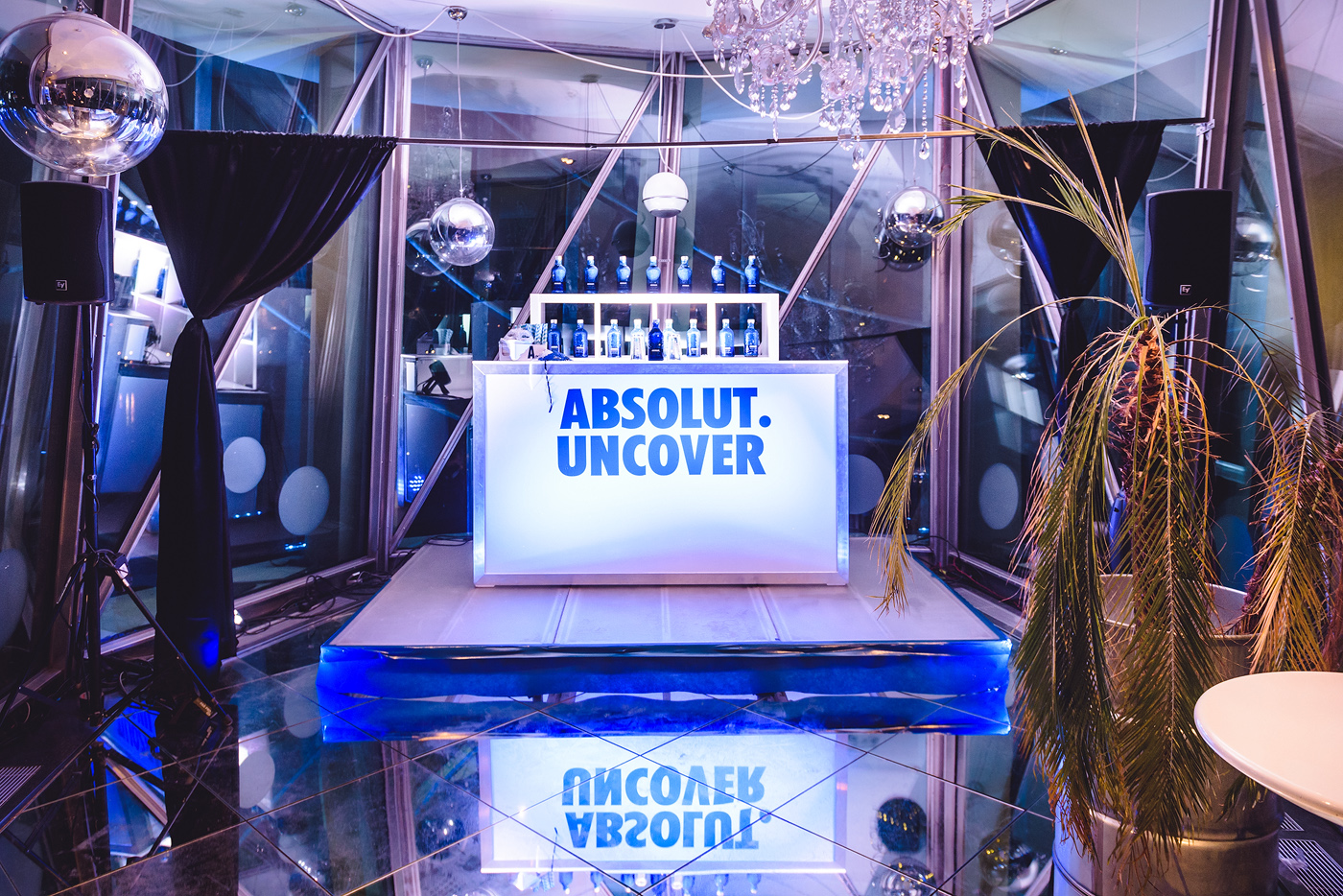 Absolut Uncover